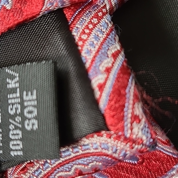 - Michael Kors silk tie - Picture 3 of 3